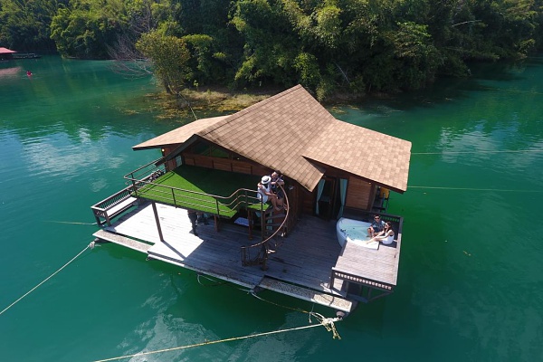 500 Rai Floating Resort, Khao Sok National Park | Fleewinter